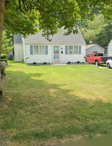 245 Tuscarora St, Lewiston, NY 14092