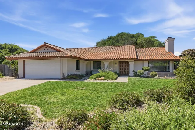 3361 Marshall Ln, Lompoc, CA 93436