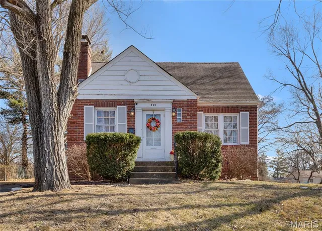 820 N  Elizabeth Ave, Saint Louis, MO 63135