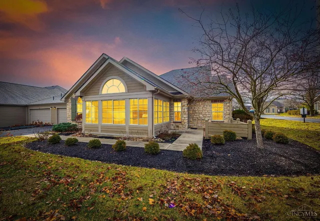 1356 Cotswold Ln, Hamilton, OH 45013