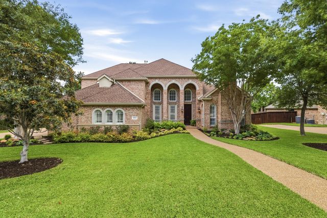 904 Briar Ridge Dr, Keller, TX 76248