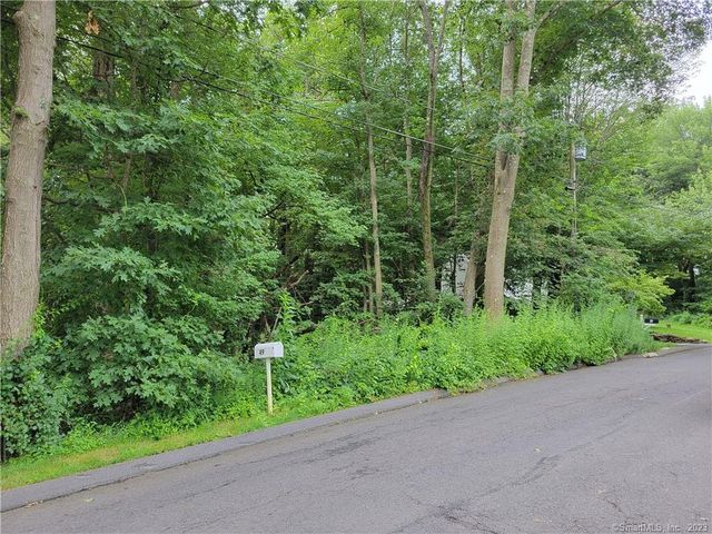 334 Catherine Dr, Wolcott, CT 06716