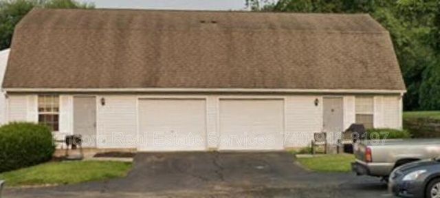 570 Brookside Ct, Heath, OH 43056