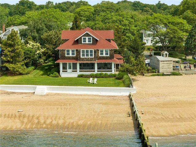 118 Middle Beach Rd, Madison, CT 06443
