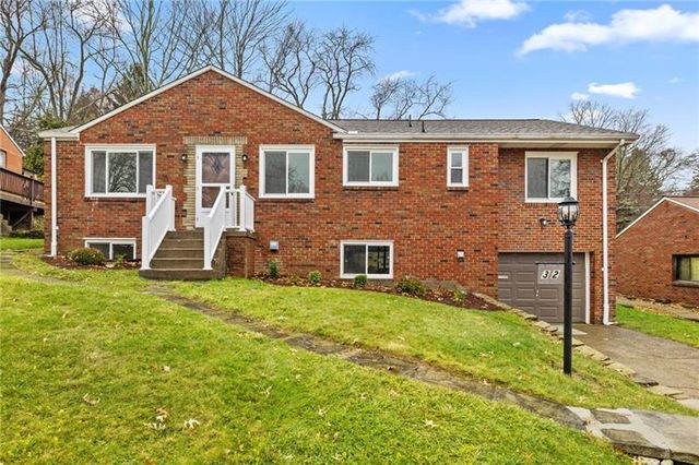 32 Windvale Dr, Pittsburgh, PA 15236