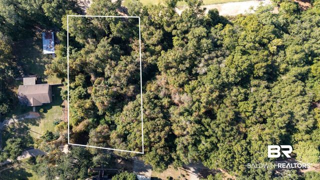 Wilson Ln, Fairhope, AL 36532
