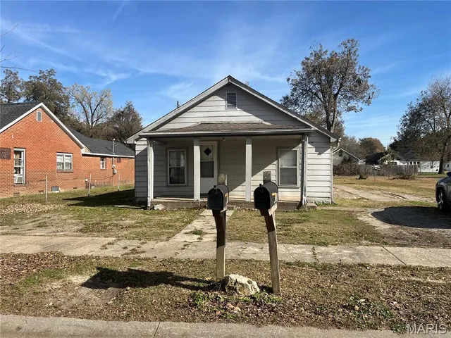 939 Grand Ave, Caruthersville, MO 63830