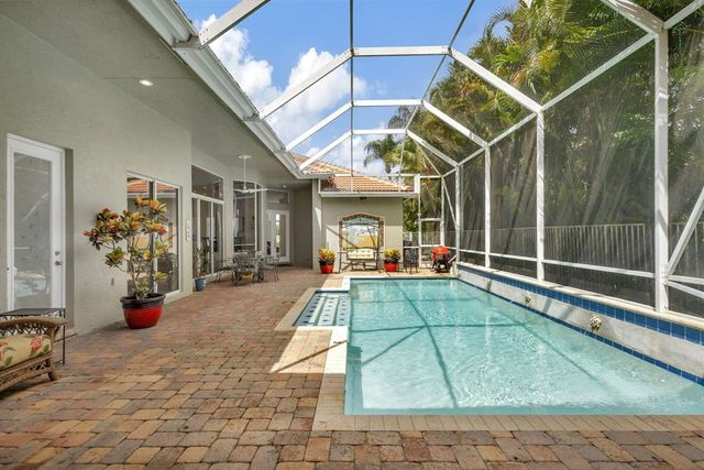 10891 Fairmont Village Dr, Lake Worth, FL 33449