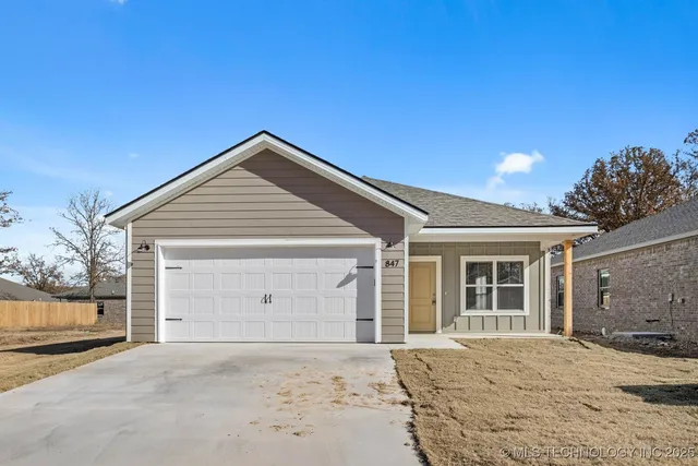 847 Snyder Springs Loop, Watts, OK 74964