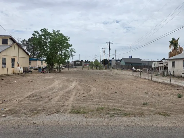 1014 E  2nd St, Pecos, TX 79772