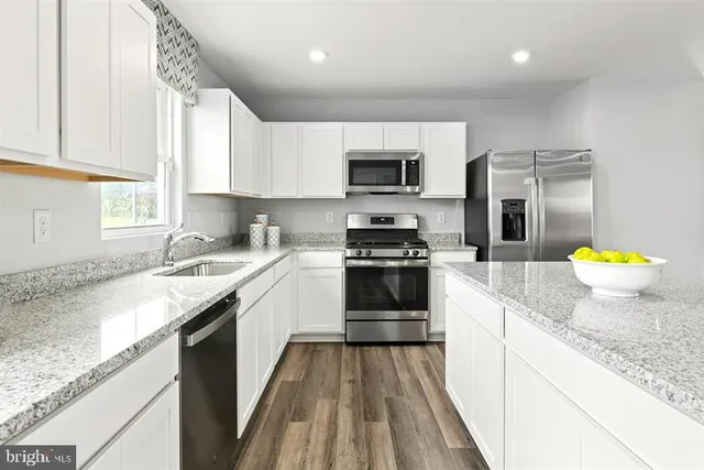 9202 Cooks Point Ct #15, Lanham, MD 20706