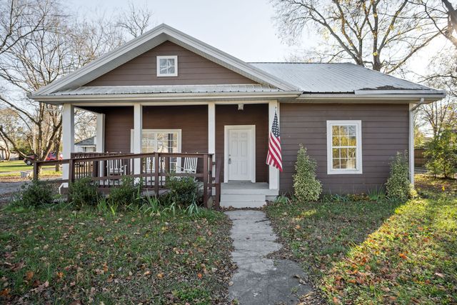 232 W  Spring St, Lebanon, TN 37087