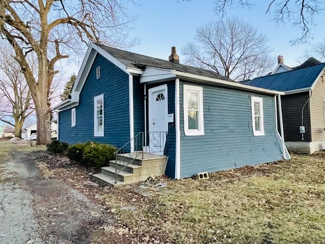 407 S  Sterling St, Streator, IL 61364