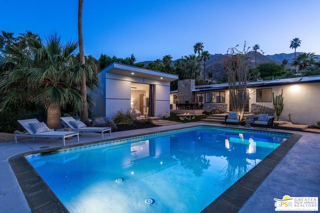 623 W  Chino Canyon Rd, Palm Springs, CA 92262