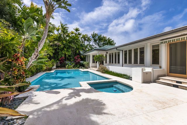 4657 Aukai Ave, Honolulu, HI 96816