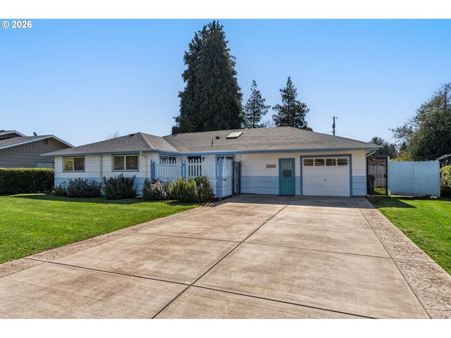 2956 Willakenzie Rd, Eugene, OR 97401