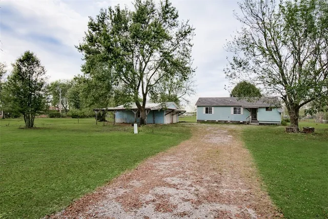 20724 E  578th Rd, Colcord, OK 74338