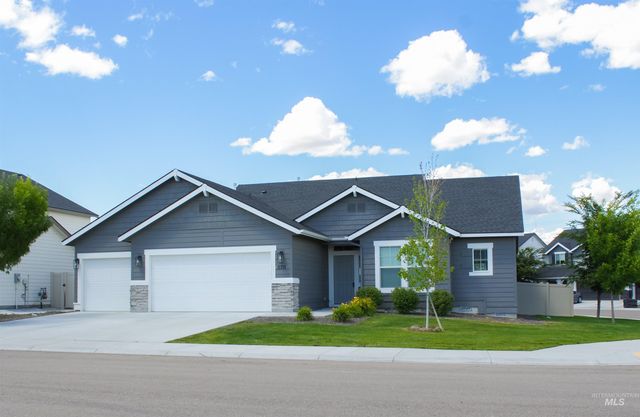 5111 Clearfield St, Caldwell, ID 83605