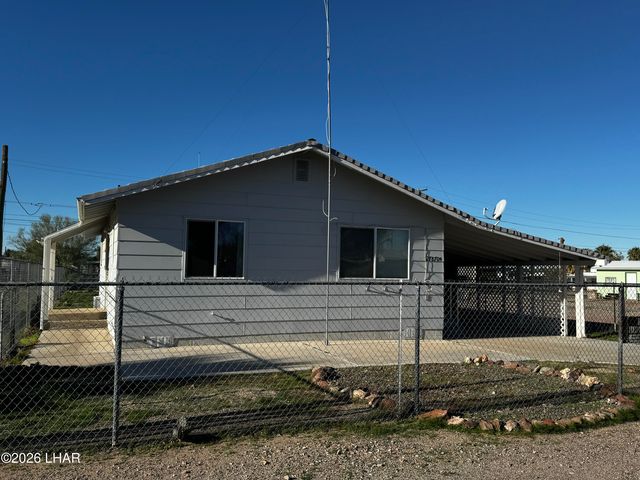 27870 Frame Ave, Bouse, AZ 85325