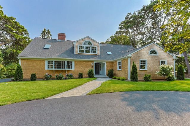 174 Seapine Rd, North Chatham, MA 02650