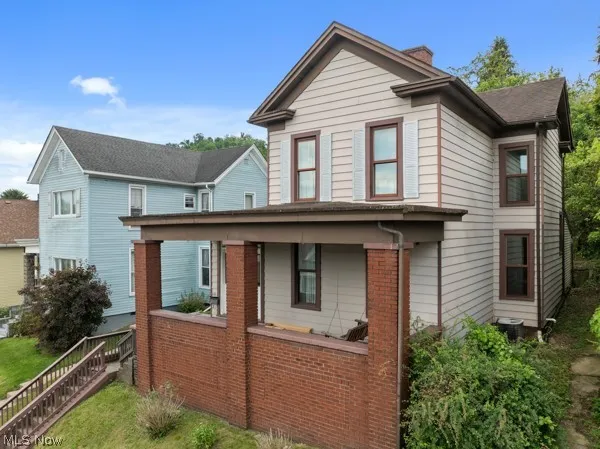415 Whitely St, Bridgeport, OH 43912