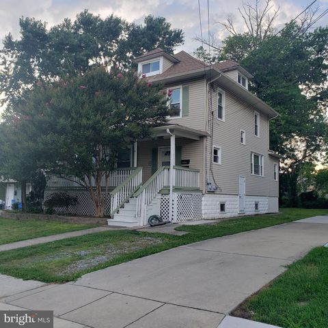 41 W  Clinton Ave, Oaklyn, NJ 08107