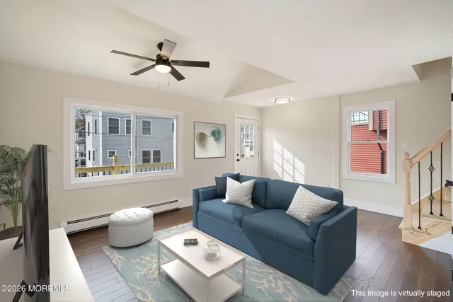 11 Cheerful Place, Highlands, NJ 07732