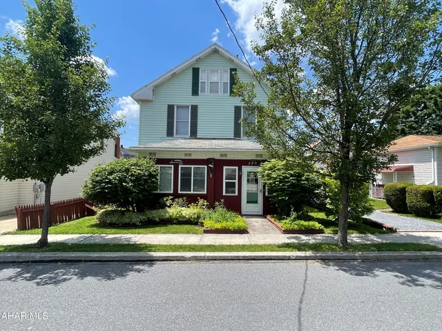 209 N  Marian St, Ebensburg, PA 15931