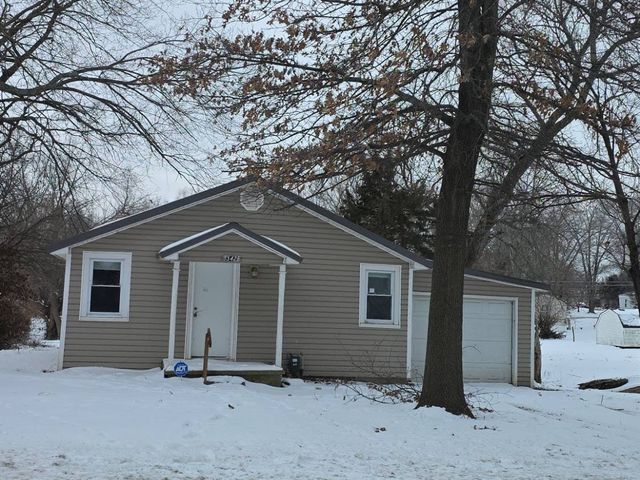 342 E  6th Ave, Garnett, KS 66032