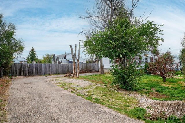 2201 S  5th Ave, Cheyenne, WY 82007
