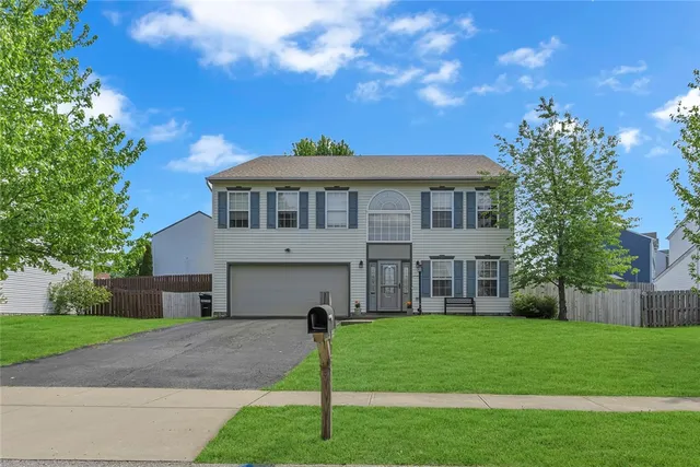 113 Aspen Dr, Beaver, PA 15009