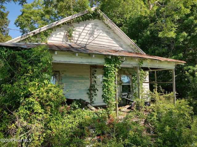 81 Griggs Road, Vandemere, NC 28587