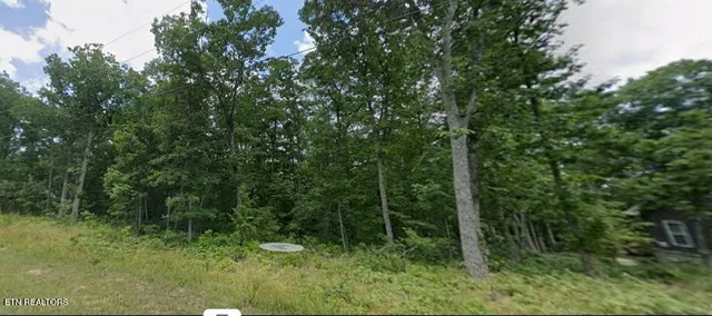 106 Amherst Dr, Crossville, TN 38558