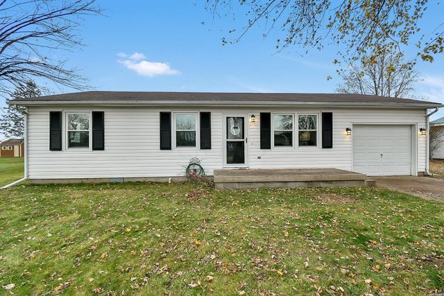304 Woodsview Dr, Jeffersonville, OH 43128