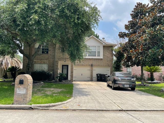 2818 Woodcreek Meadows Ln, Houston, TX 77073