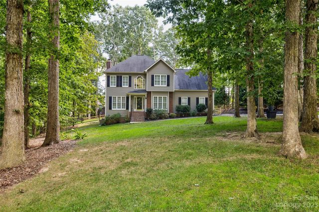 12017 Forest Home Dr, Fort Mill, SC 29708