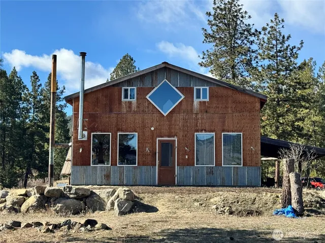 79 Bench Creek Road, Tonasket, WA 98855