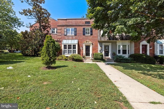 6700 Offutt Ln #195, Chevy Chase, MD 20815