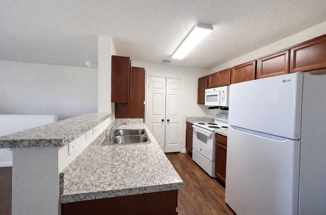 701 Martin Luther King Blvd #11497051, Levelland, TX 79336