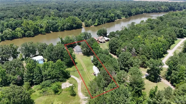 480 Sandpiper Dr, Greensboro, AL 36744