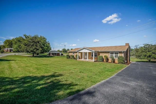 141 Rickman Monterey Hwy, Cookeville, TN 38506