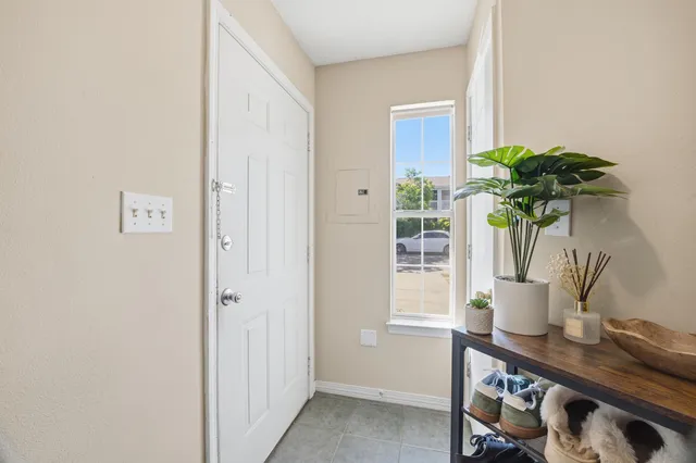 2413 Suwanee Ln, Fort Walton Beach, FL 32547