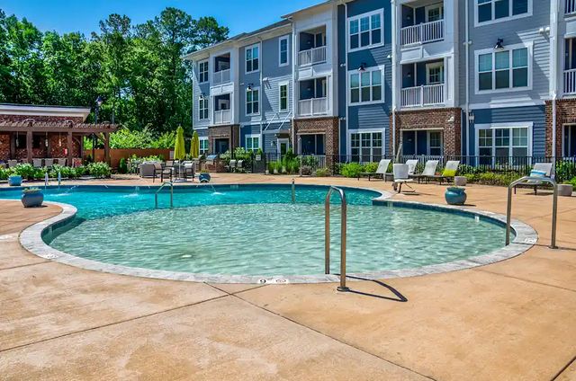 301 Continental Pkwy #201-302, Newport News, VA 23602
