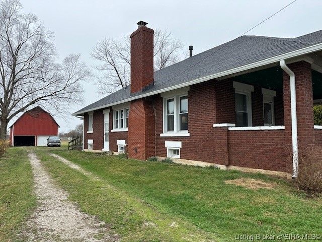 155 S Sycamore Street, Campbellsburg, IN 47108
