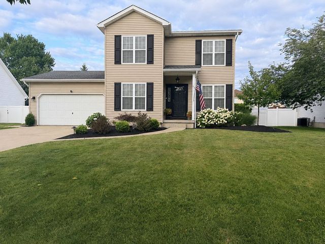 52 Village Vw, Lancaster, NY 14086