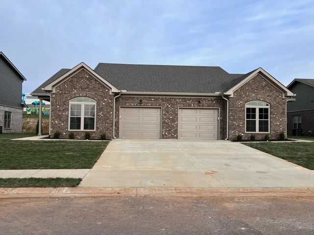 556 Cumberland Pointe Ln, Bowling Green, KY 42103