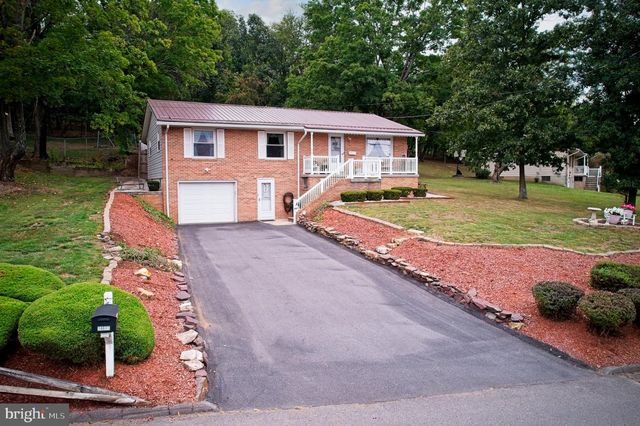 14603 McGill Dr SW, Cresaptown, MD 21502