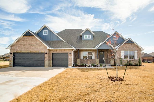 4929 Deerfield Cir, Enid, OK 73703