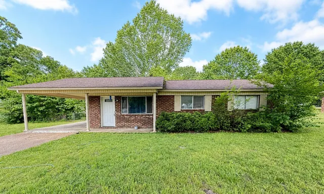 130 Bobbye Ln, Batesville, AR 72501