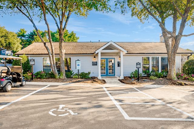 151 Mitchell Rd #F5, Greenville, SC 29615